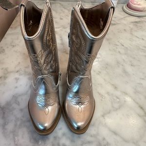 Girls Tucker & Tate gold cowboy boots size 7